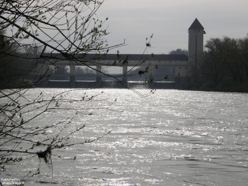 Barrage de Jons Barrage_de_Jons.jpg