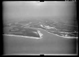 Saintes-Maries-de-la-Mer (1956)