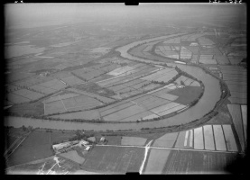 Saintes-Maries-de-la-Mer (1956)