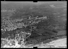 Avignon (1955)