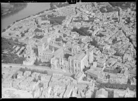 Avignon (1953)