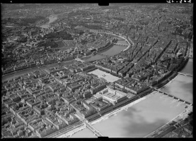 Lyon (1951)