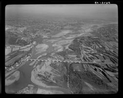 Avignon (1957)