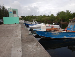 Vue du port de Petit-Canal en 2023