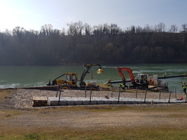 Travaux sur le Rhone sur le canal de Jonage