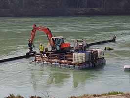 Travaux sur le Rhone sur le canal de Jonage