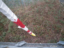 Mesure de debit et prelevement d'eau de riviere sur le Rhone a Chancy en Suisse