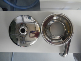 Prise de matiere en suspension d'eau du Rhone avec les centrifugeuses fixe et mobile a Jons 