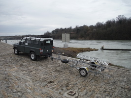 Mesure Adcp couplee a un DGPS sur le Rhone a Jons au niveau du barrage Edf