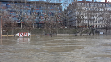 Crue du Rhone janvier 2018