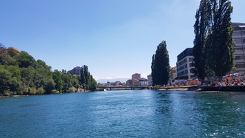 Confluence de l'Arve avec le Rhone a Geneve en Suisse